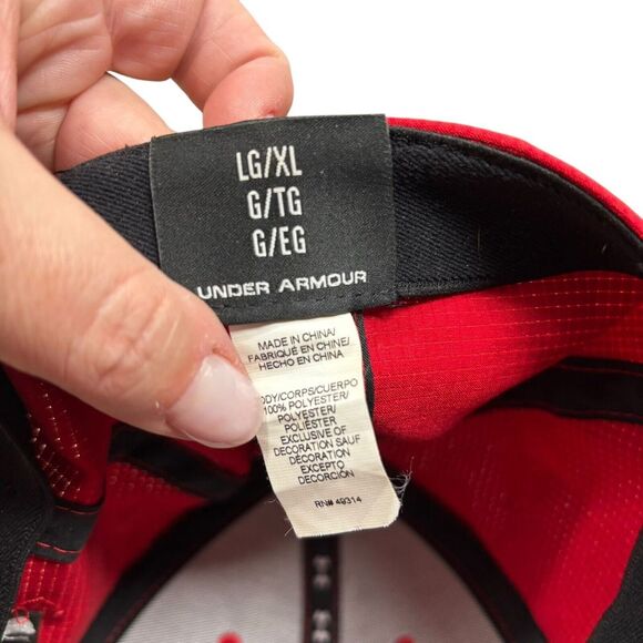 Under Armour Wisconsin Badgers Fitted Red Hat Ball Cap Size XL - Picture 6 of 6